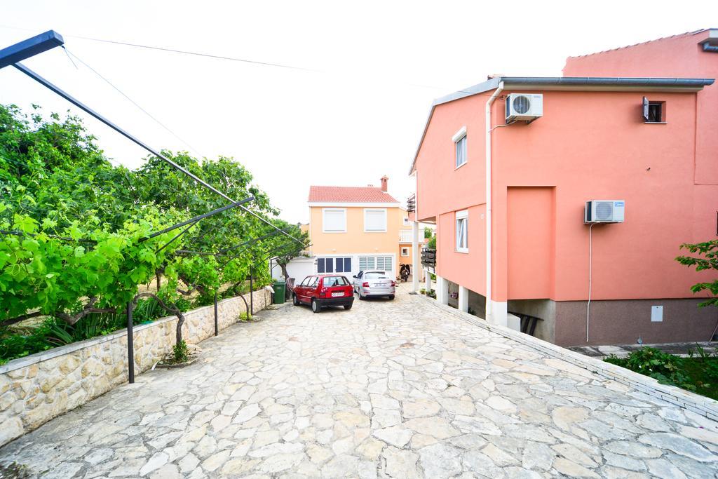 Apartments Valentina Petrcane Exterior foto